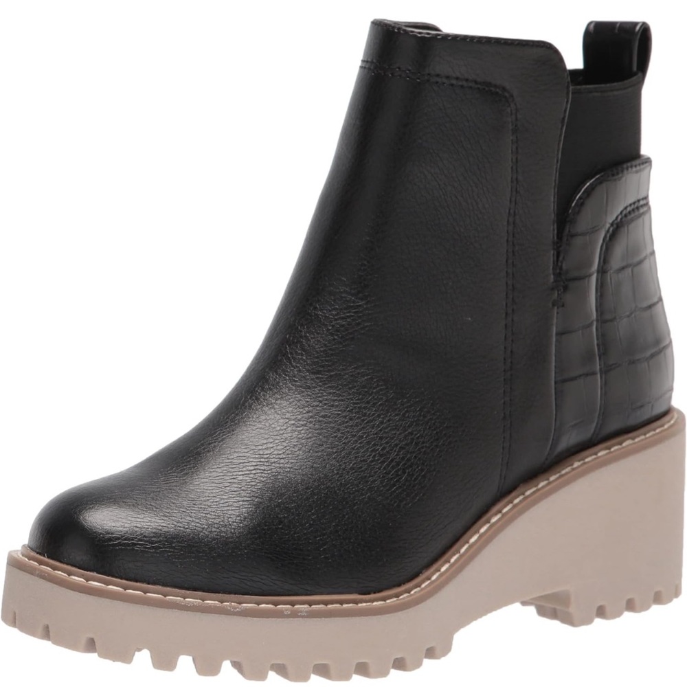 Dulce Vita booties